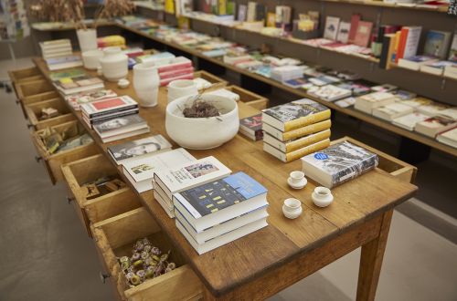 Doppelpunkt Buchhandlung AG, Uster